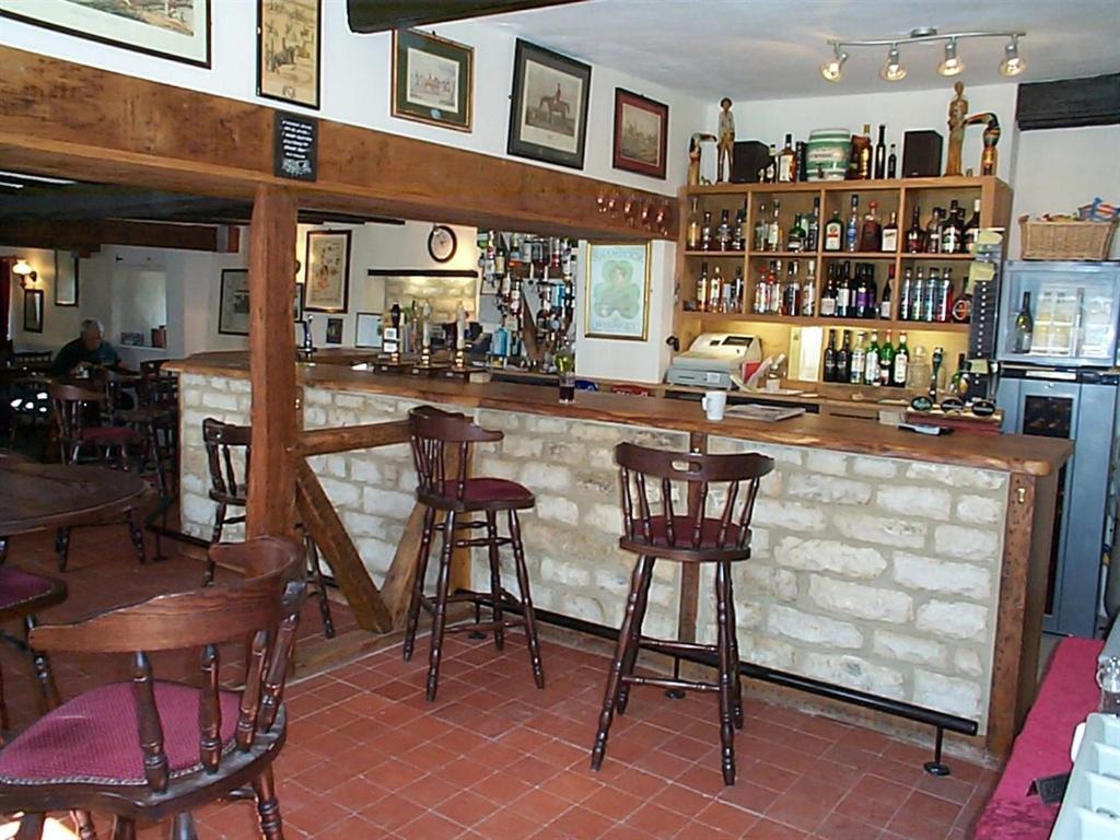 The Fox & Hounds 호텔 패링던 외부 사진