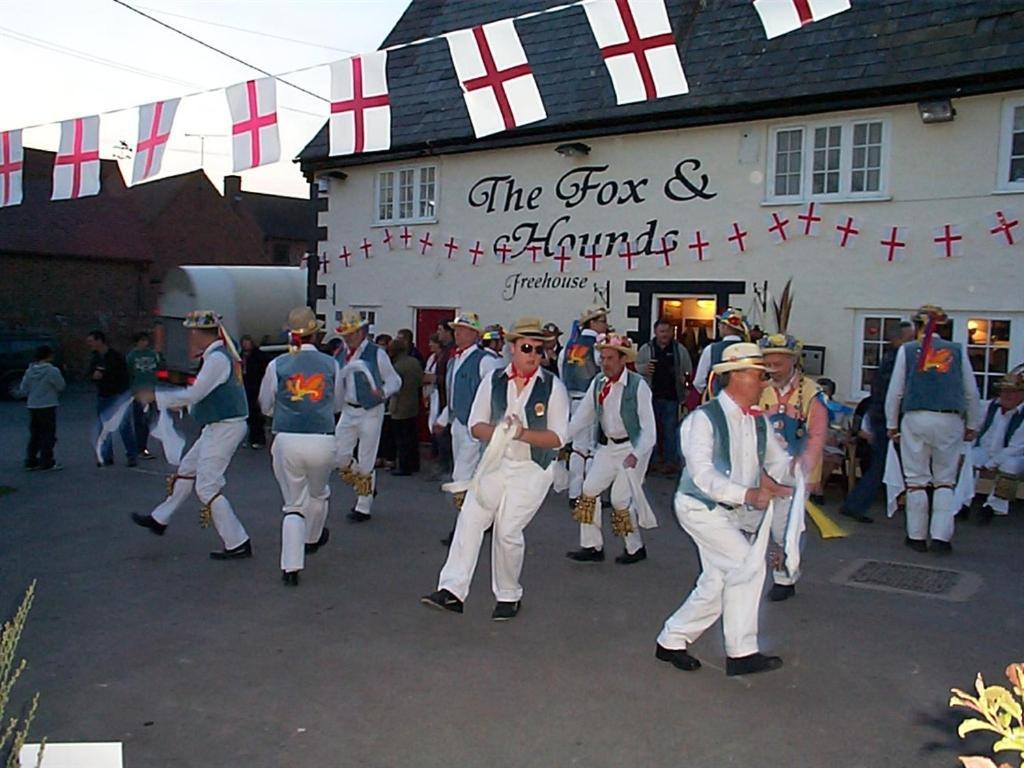 The Fox & Hounds 호텔 패링던 외부 사진